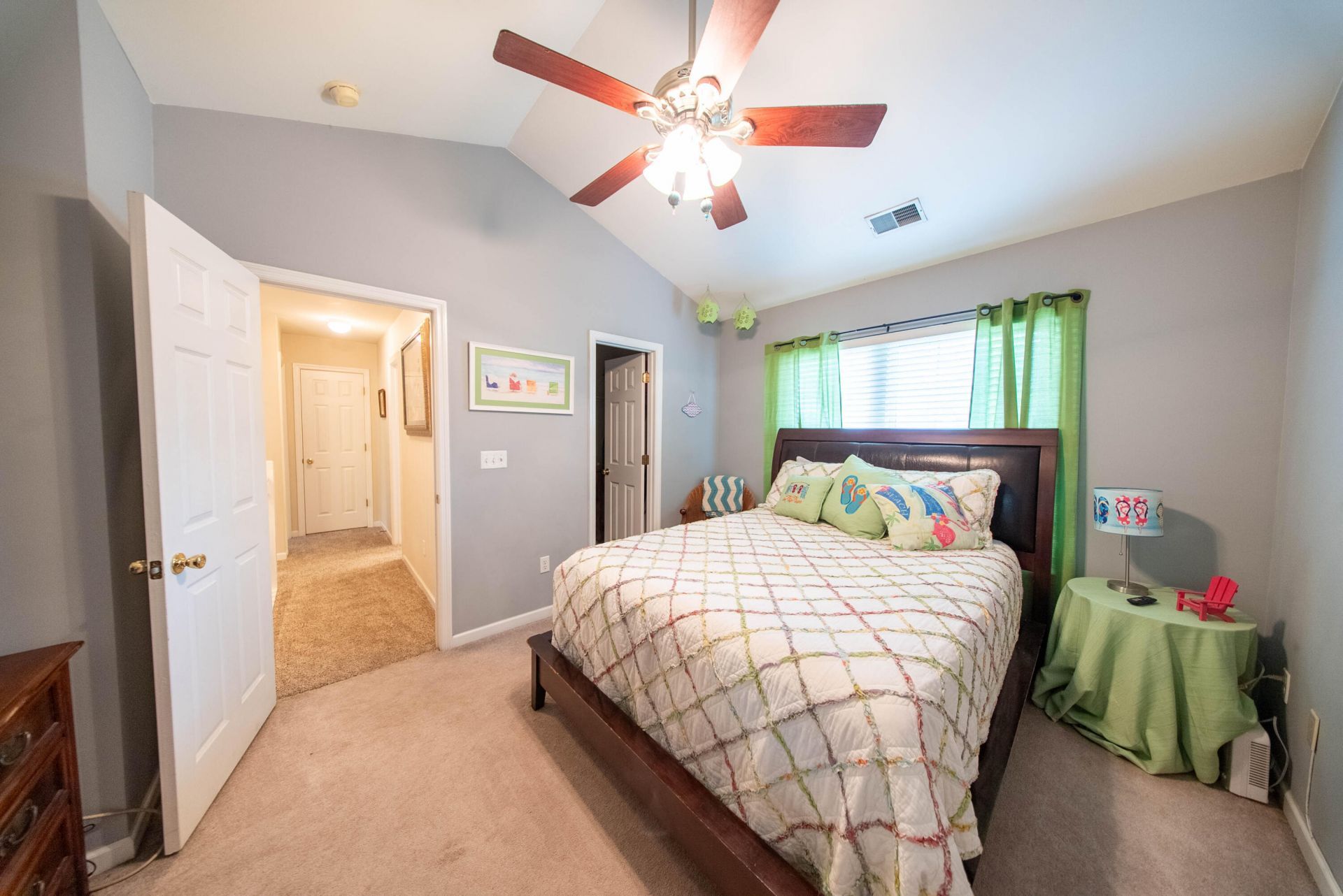 8106 Shadow Oak Drive Photo 16