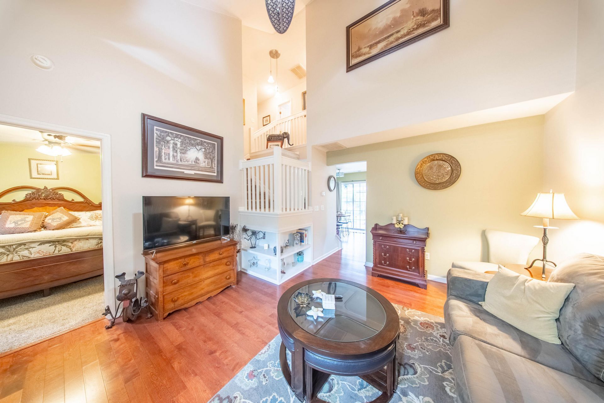 8106 Shadow Oak Drive Photo 5