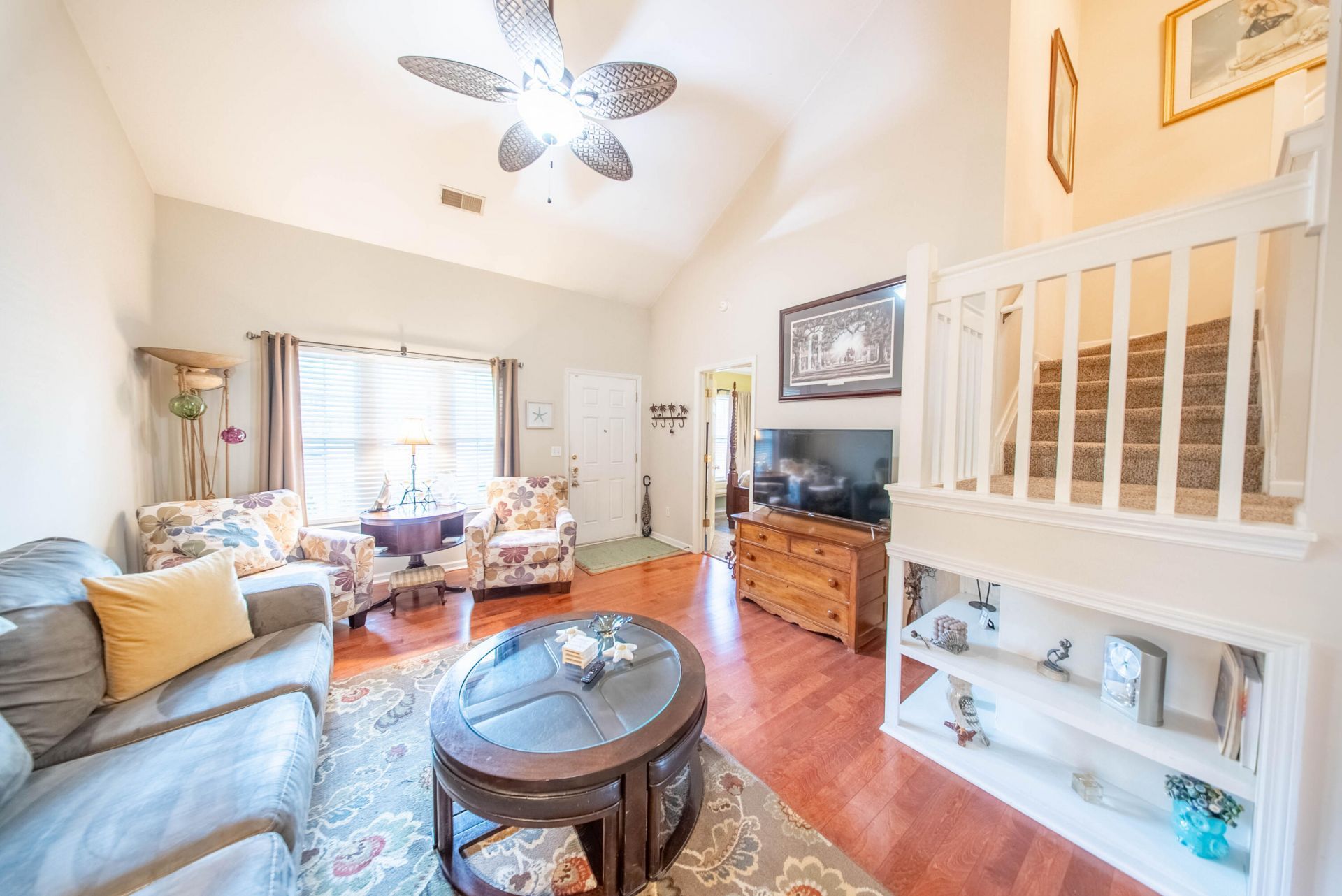 8106 Shadow Oak Drive Photo 6