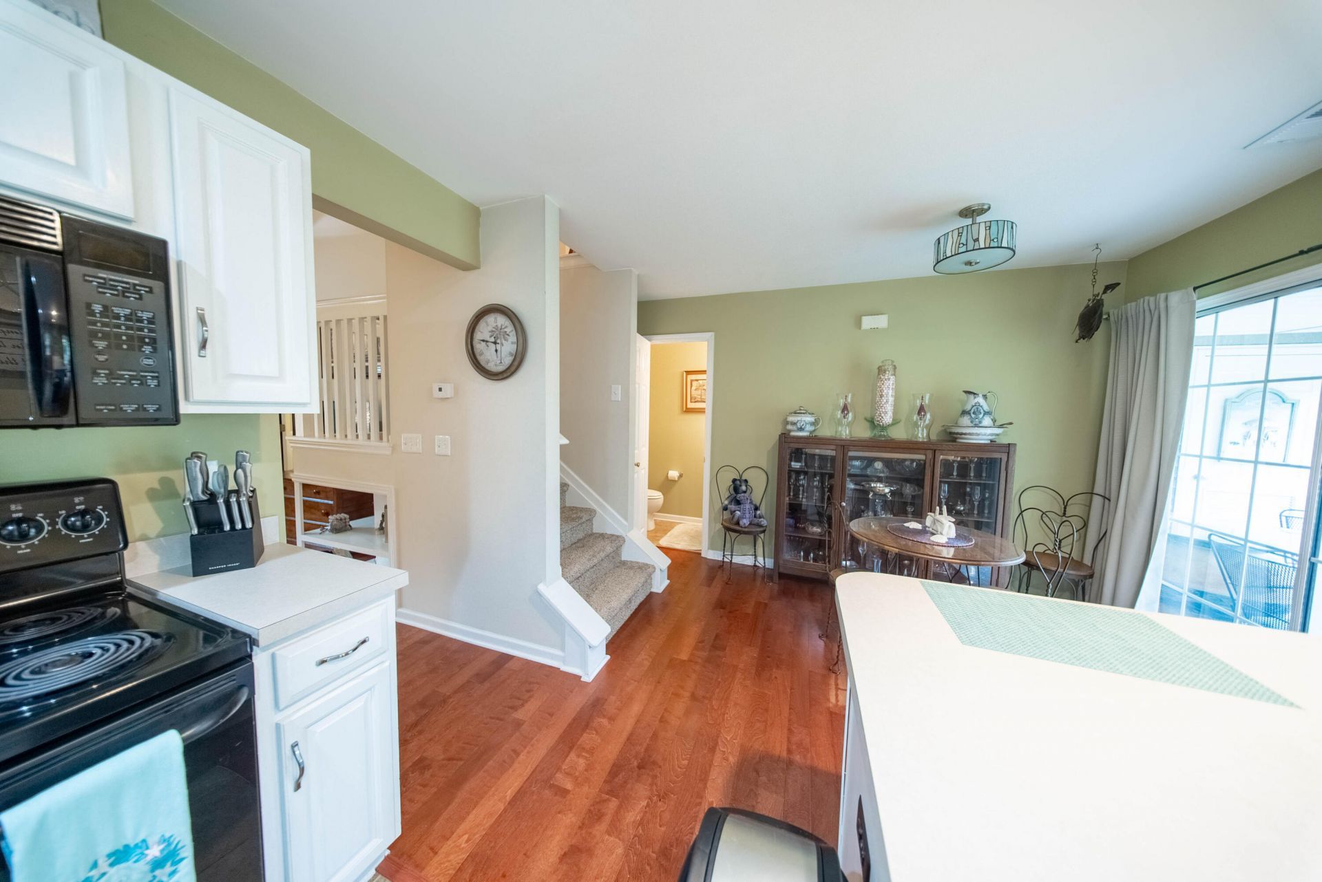 8106 Shadow Oak Drive Photo 7