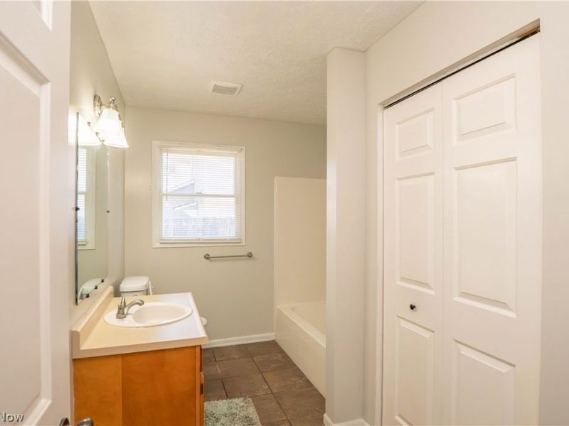 2005 17th Street NE, Canton, OH 44705 Photo 15