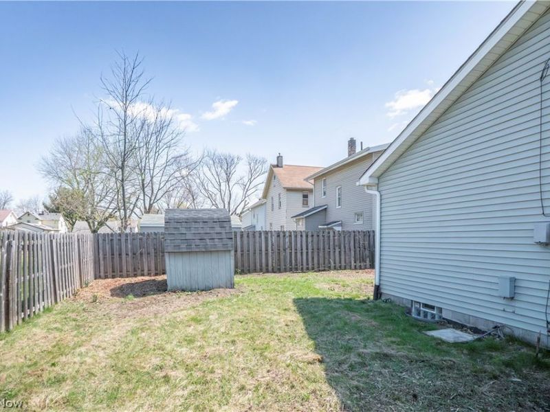 2005 17th Street NE, Canton, OH 44705 Photo 21