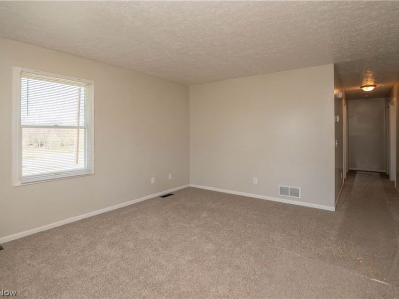 2005 17th Street NE, Canton, OH 44705 Photo 4