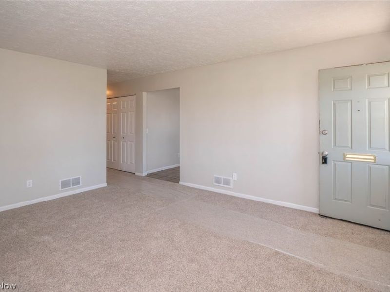 2005 17th Street NE, Canton, OH 44705 Photo 5