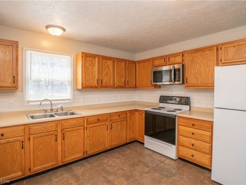 2005 17th Street NE, Canton, OH 44705 Photo 7