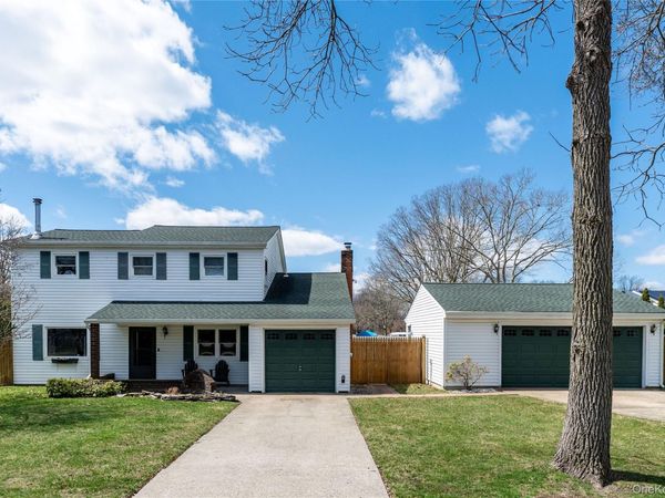 86 Tremont Avenue , Medford, NY 11763