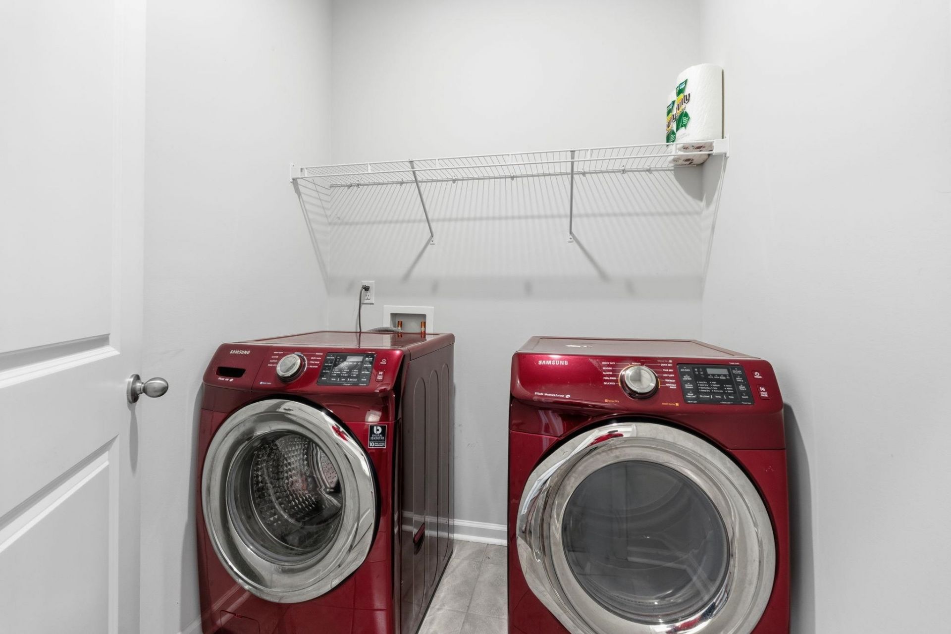 2261 Blackthorn Dr. Photo 17