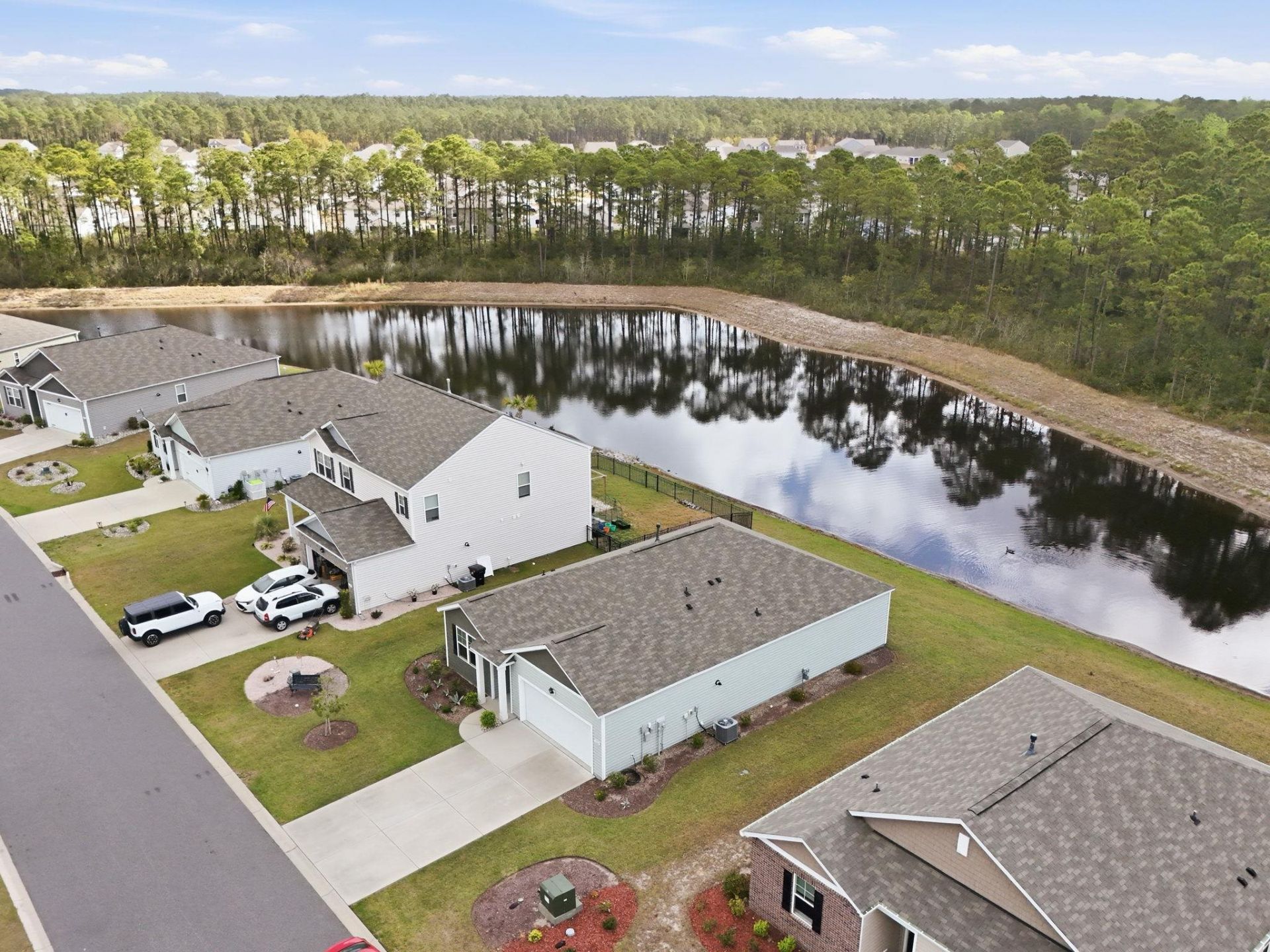 2261 Blackthorn Dr. Photo 26