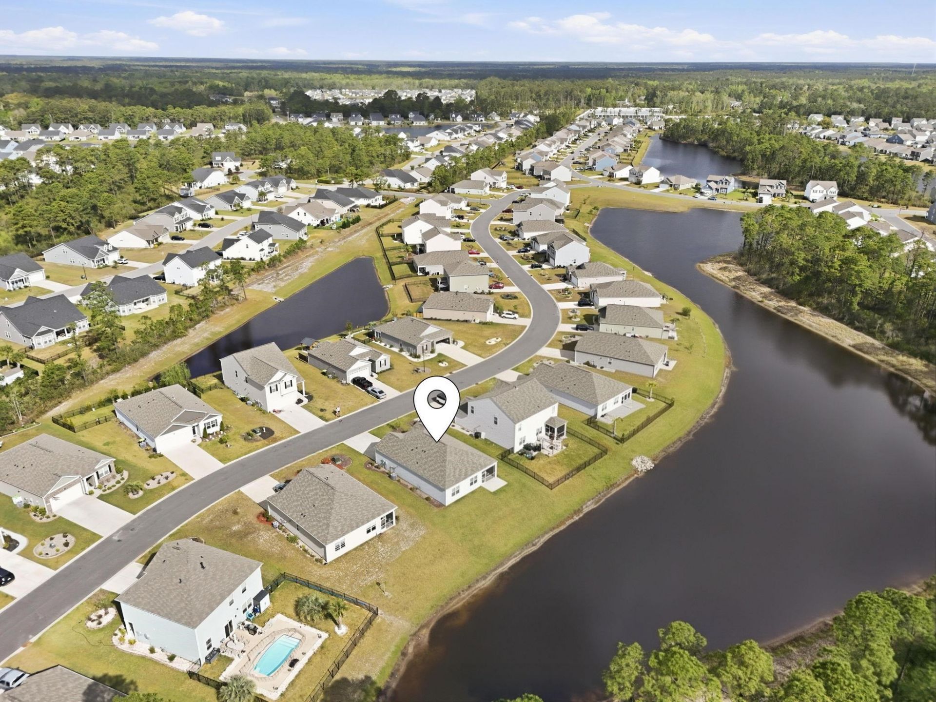 2261 Blackthorn Dr. Photo 28