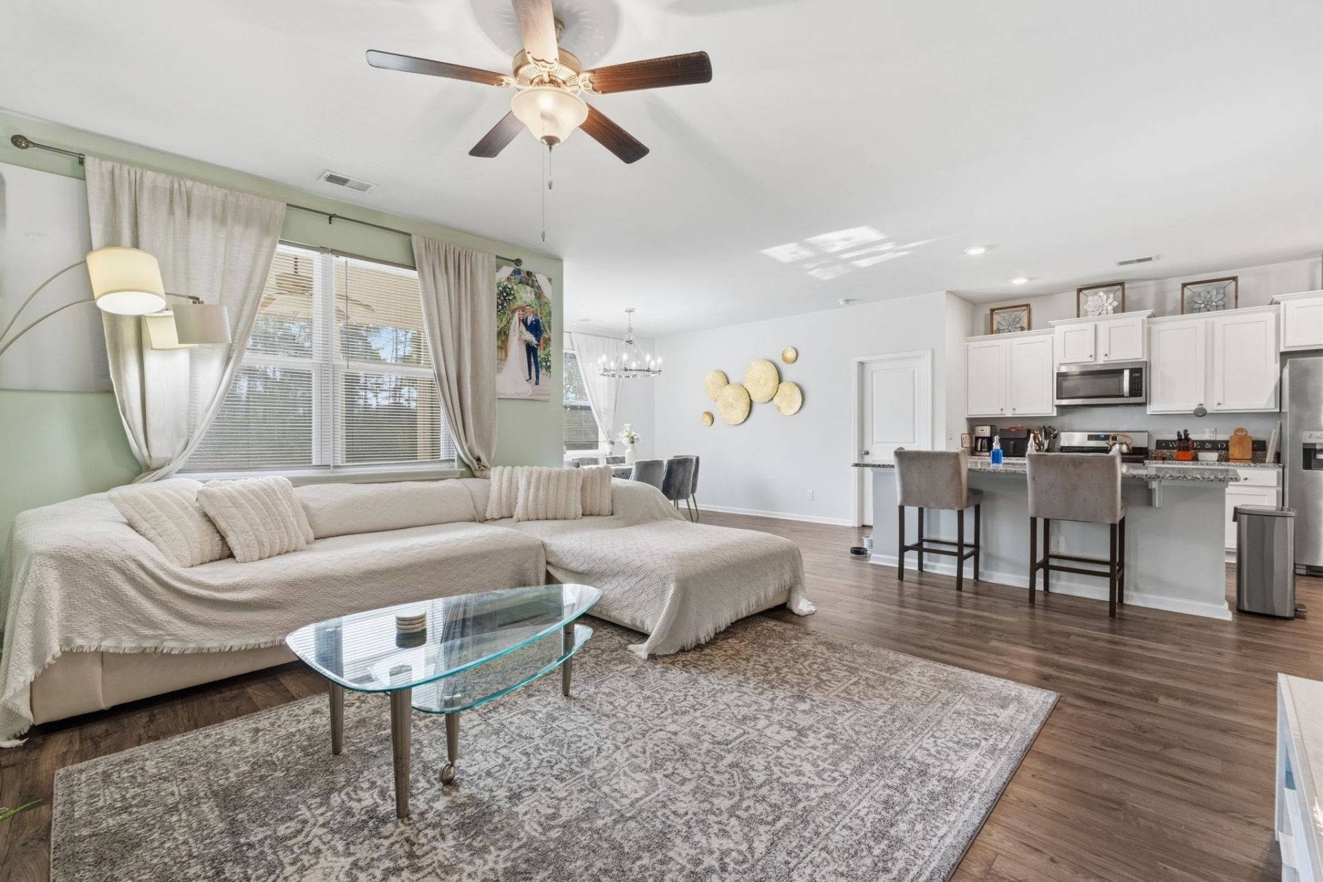 2261 Blackthorn Dr. Photo 5