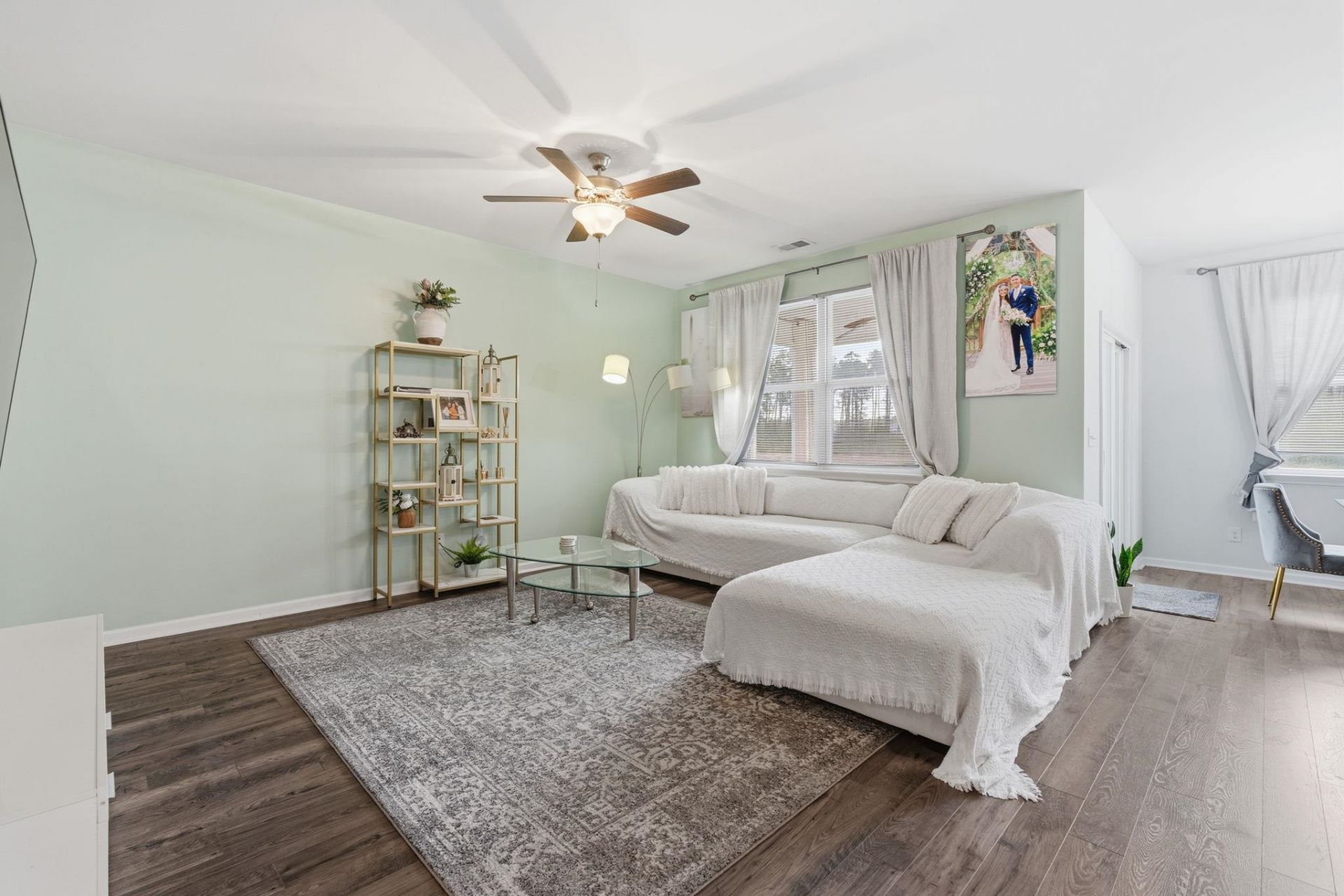 2261 Blackthorn Dr. Photo 6