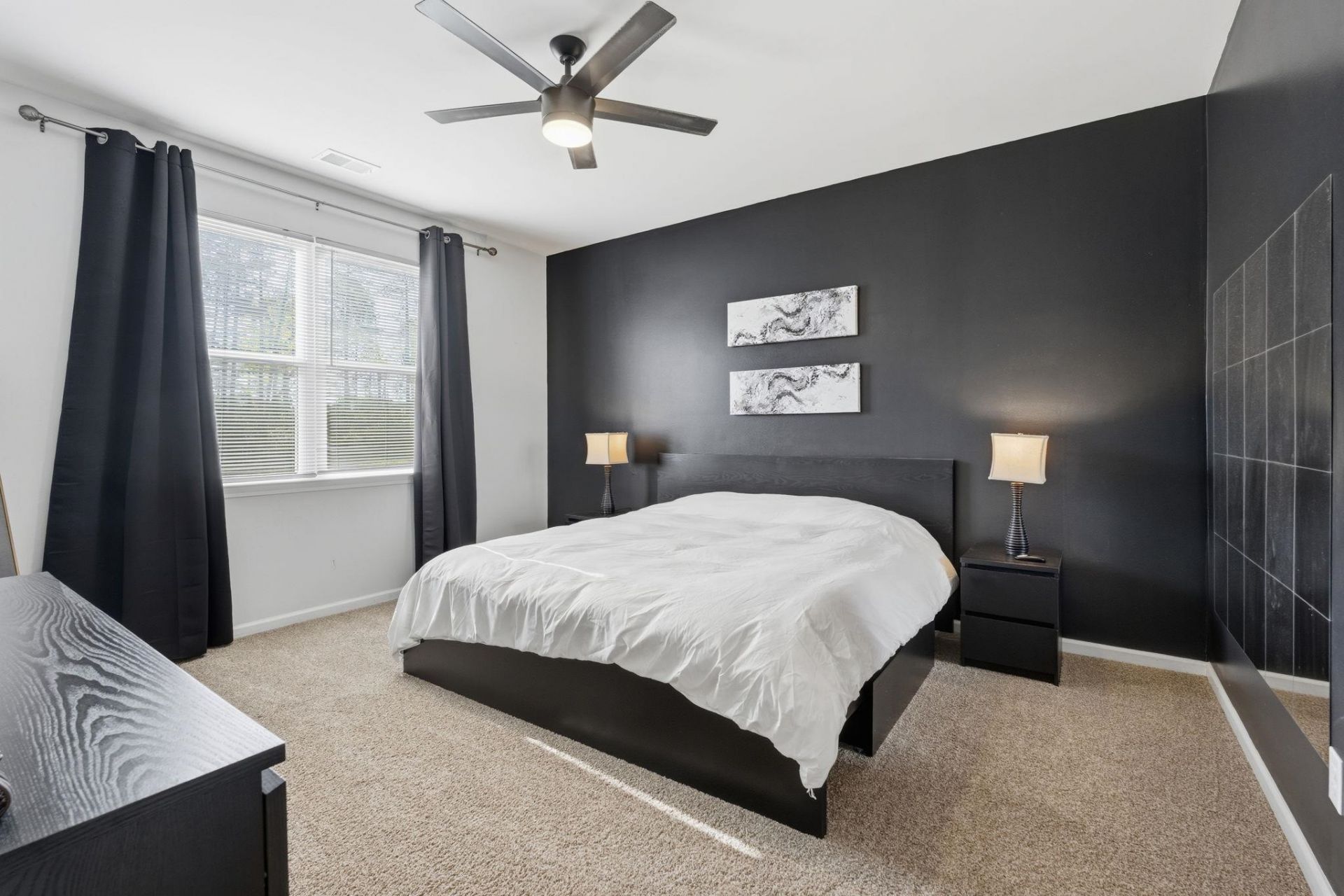 2261 Blackthorn Dr. Photo 8