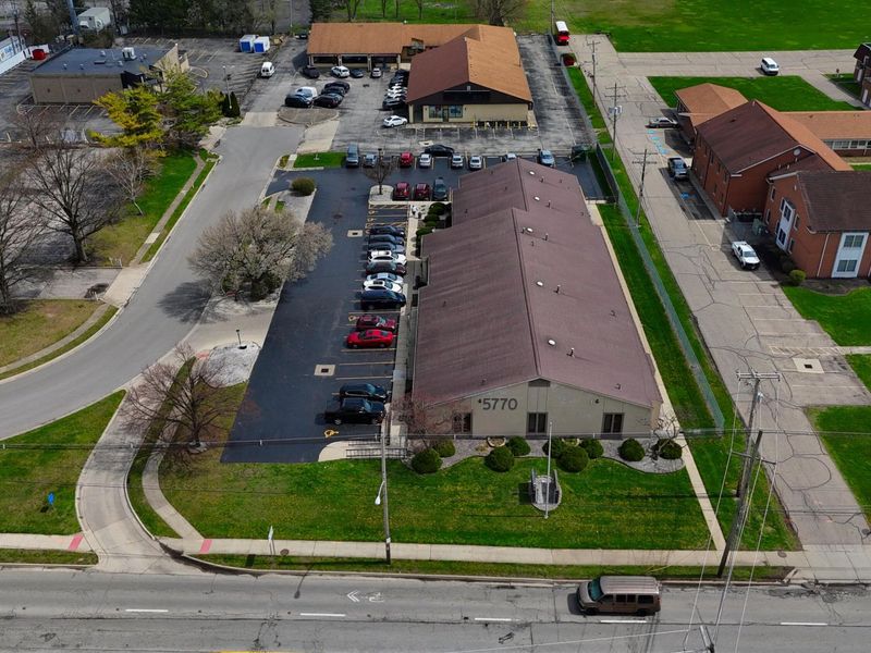 5770 Karl Road, Columbus, OH 43229 Photo 12