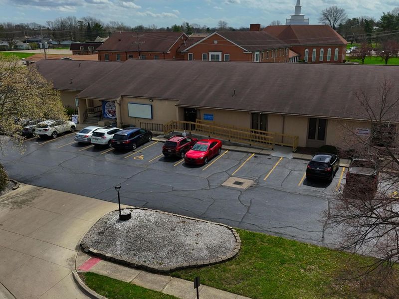 5770 Karl Road, Columbus, OH 43229 Photo 4