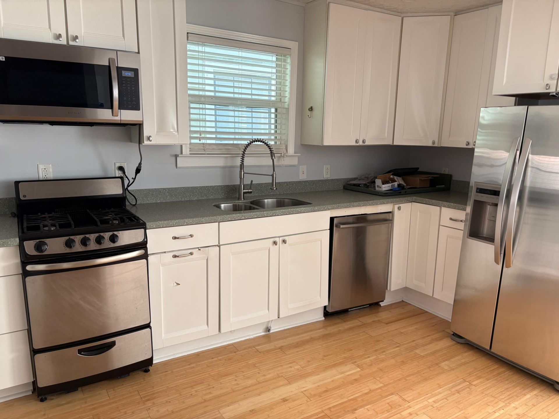 19 Rose Lane Photo 11