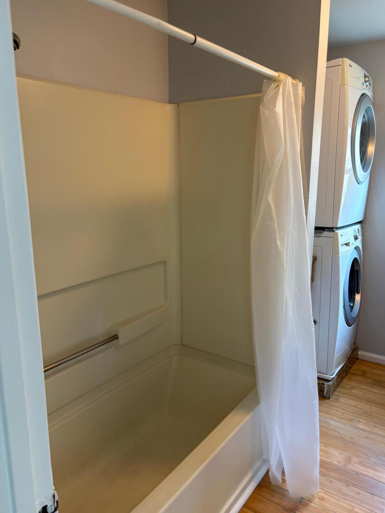 19 Rose Lane Photo 24