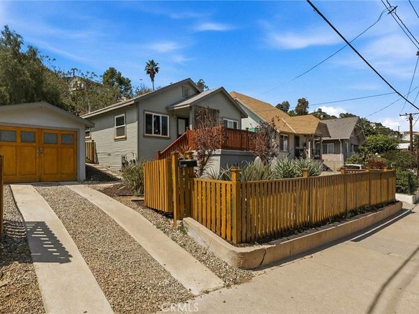 1105 N Hazard, Los Angeles, CA 90063