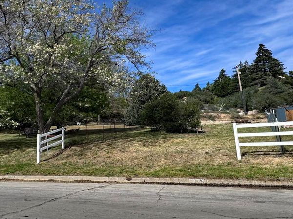 0 Ranch Club Rd & Kiptree Dr, Lake Elizabeth, CA 93532