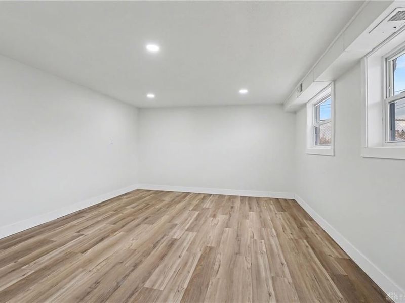 419 Falcon Drive, New Carlisle, OH 45344 Photo 28