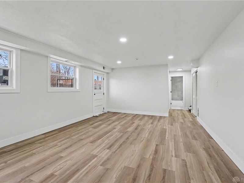 419 Falcon Drive, New Carlisle, OH 45344 Photo 29