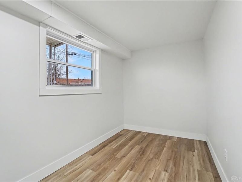 419 Falcon Drive, New Carlisle, OH 45344 Photo 31