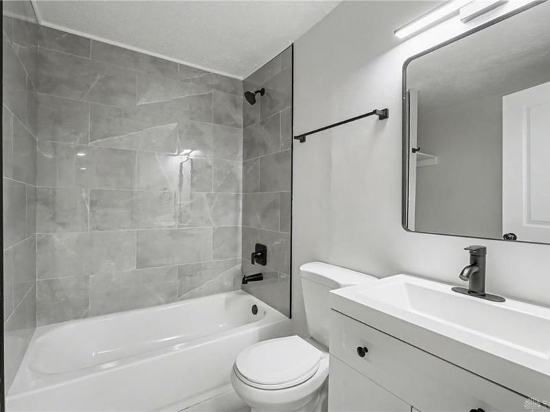 419 Falcon Drive, New Carlisle, OH 45344 Photo 33