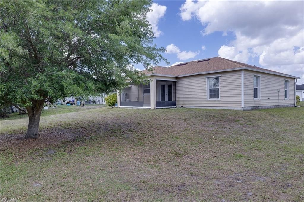 6136 Hester Ave, Fort Myers, FL 33905 Photo