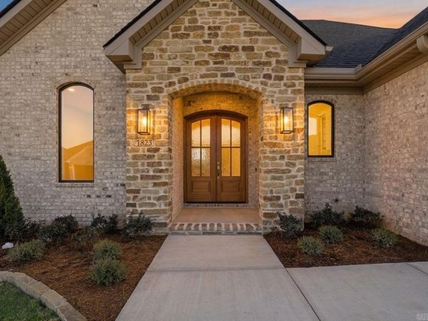 21 Mountain Brook Road, Little Rock, AR 72223