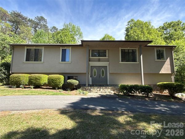13930 Idlewild Road , Matthews, NC 28105