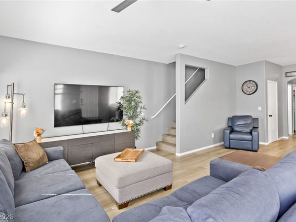 5968 Trickling Descent Street, Unit 103, Henderson, NV 89011