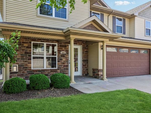 474 Cambria Dr, North Liberty, IA 52317