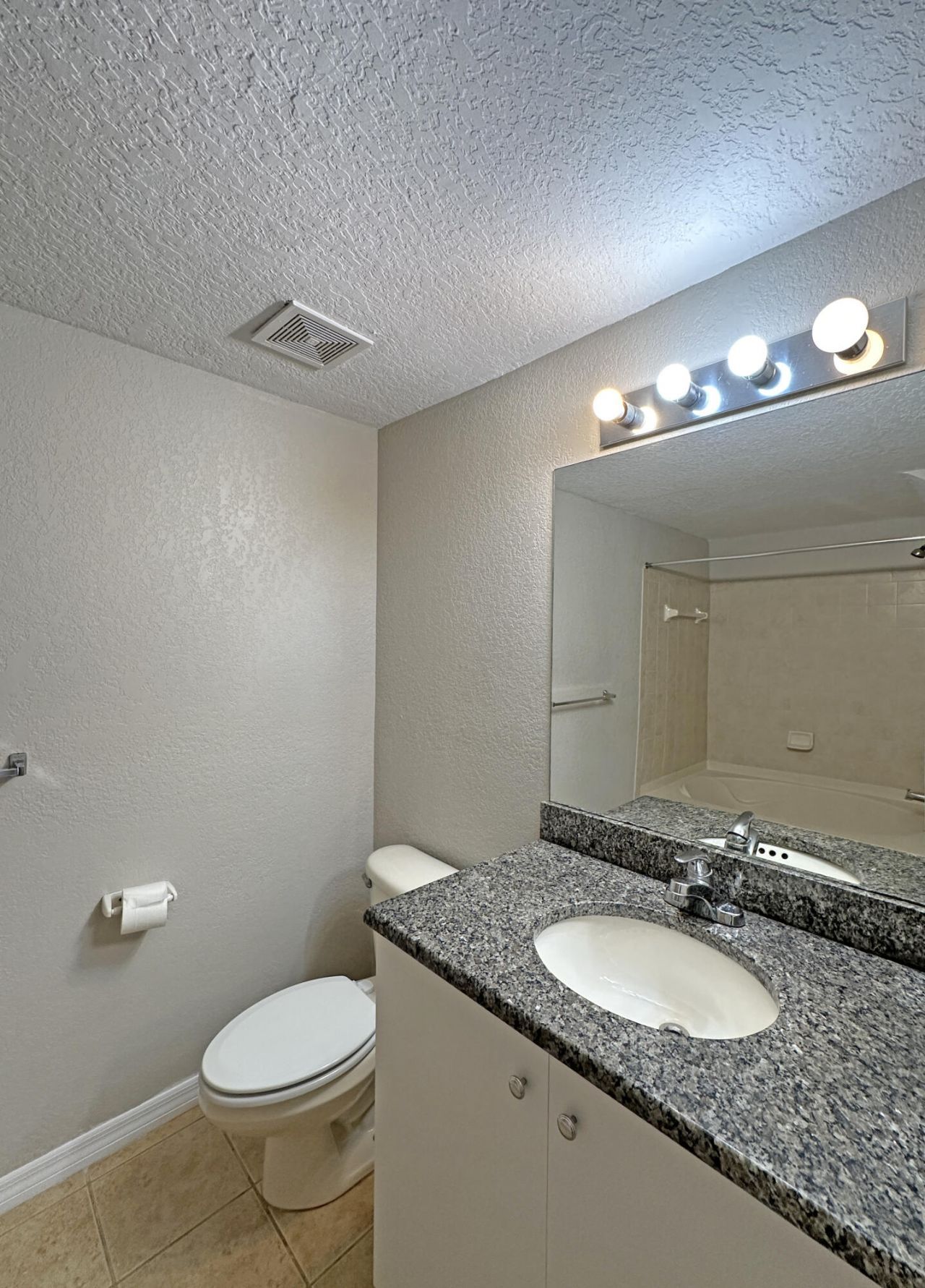 152 SW Peacock Boulevard, Unit 27-105, Port Saint Lucie, FL 34986 Photo