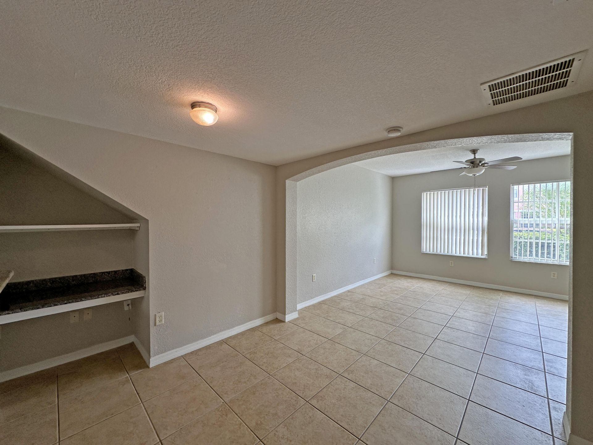 152 SW Peacock Boulevard, Unit 27-105, Port Saint Lucie, FL 34986 Photo