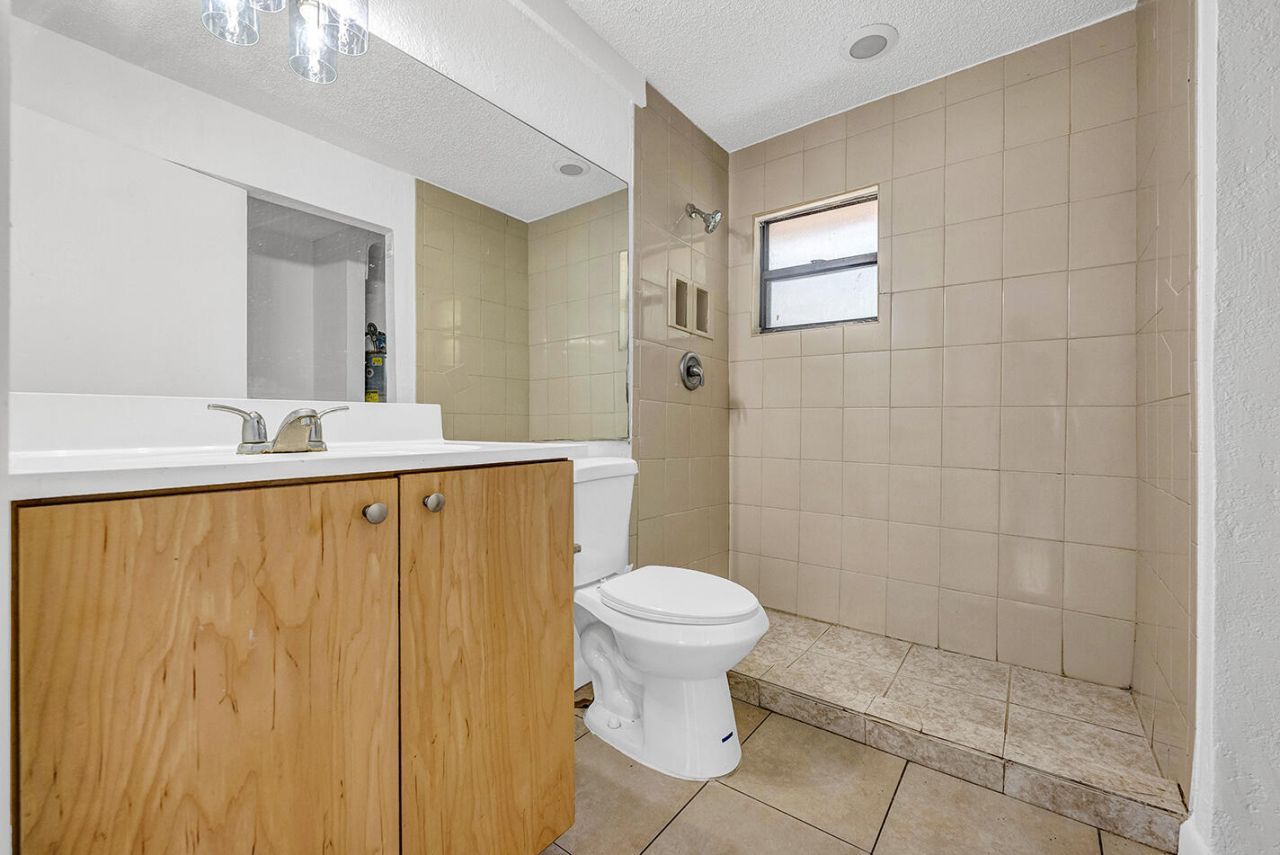 336 NE 12th Avenue, Boynton Beach, FL 33435 Photo