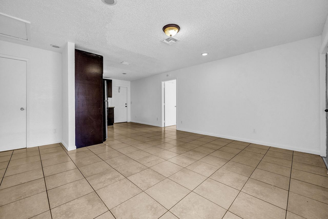 336 NE 12th Avenue, Boynton Beach, FL 33435 Photo