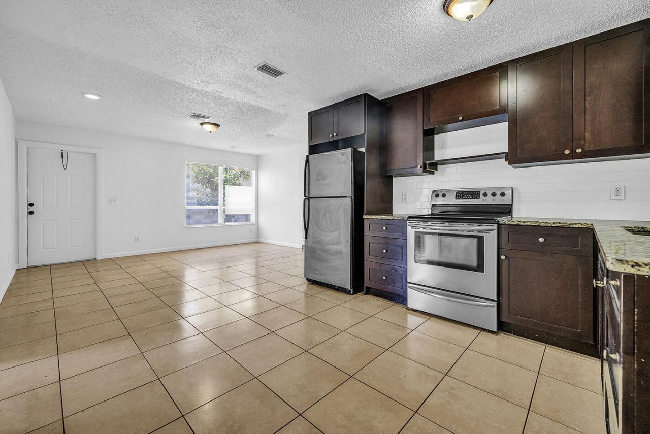 336 NE 12th Avenue, Boynton Beach, FL 33435 Photo