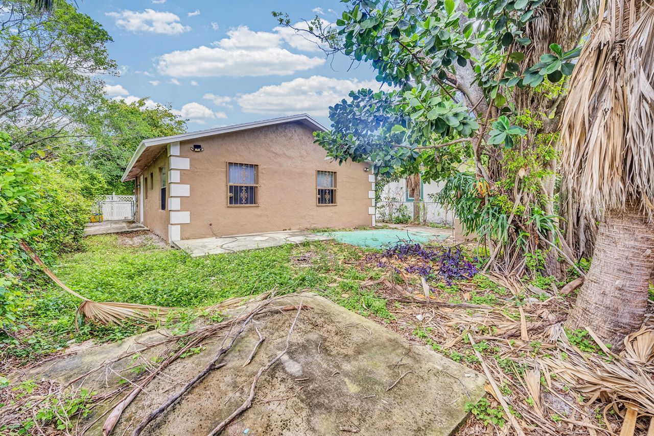 336 NE 12th Avenue, Boynton Beach, FL 33435 Photo