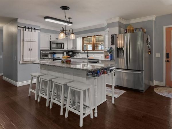 1111 Rocky Dell Road, Gravette, AR 72736