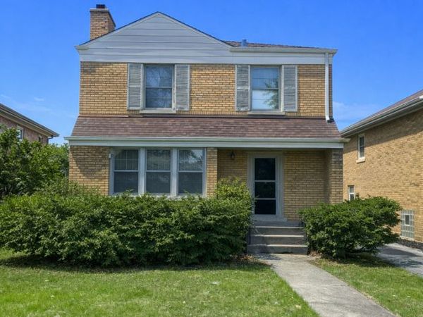 10126 S Oakley Avenue , Chicago, IL 60643