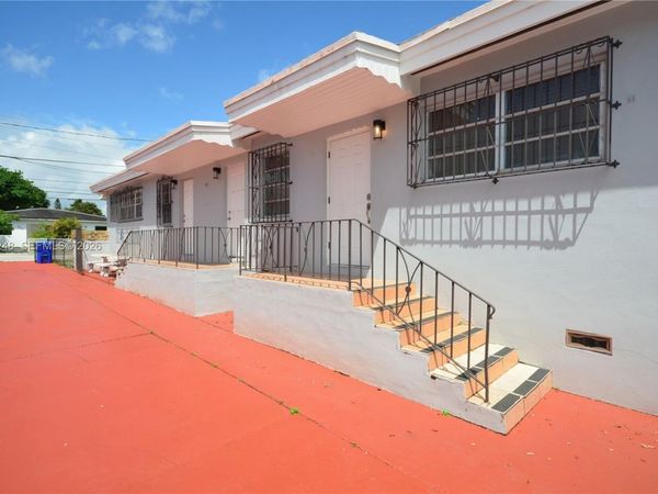 2430 SW 16th St, Unit 2430, Miami, FL 33145