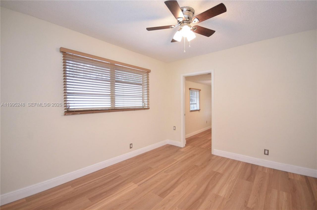 2430 SW 16th St, Unit 2430, Miami, FL 33145 Photo