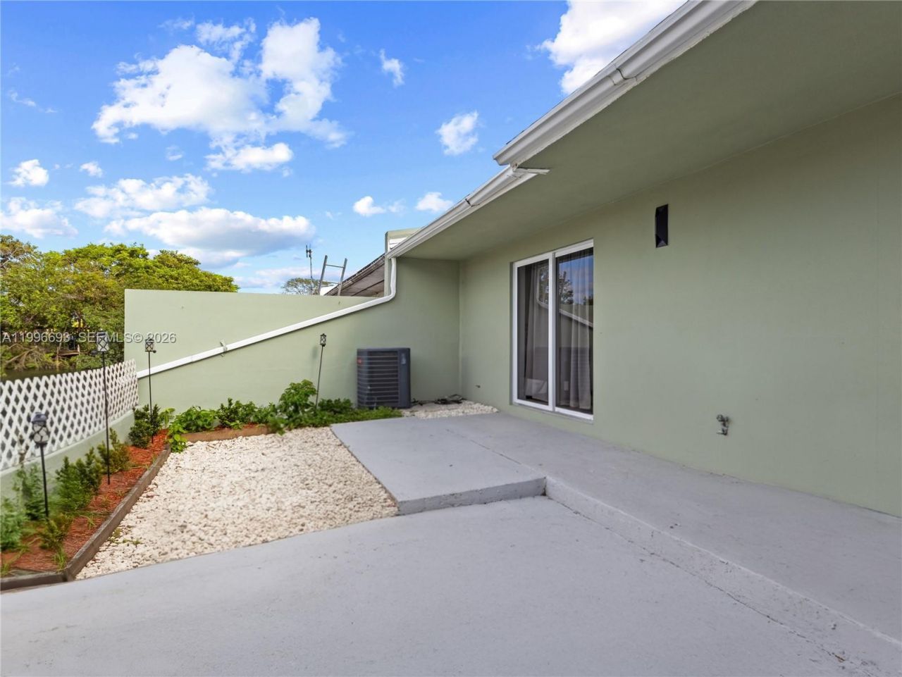 10017 SW 23rd Ter , Miami, FL 33165 Photo