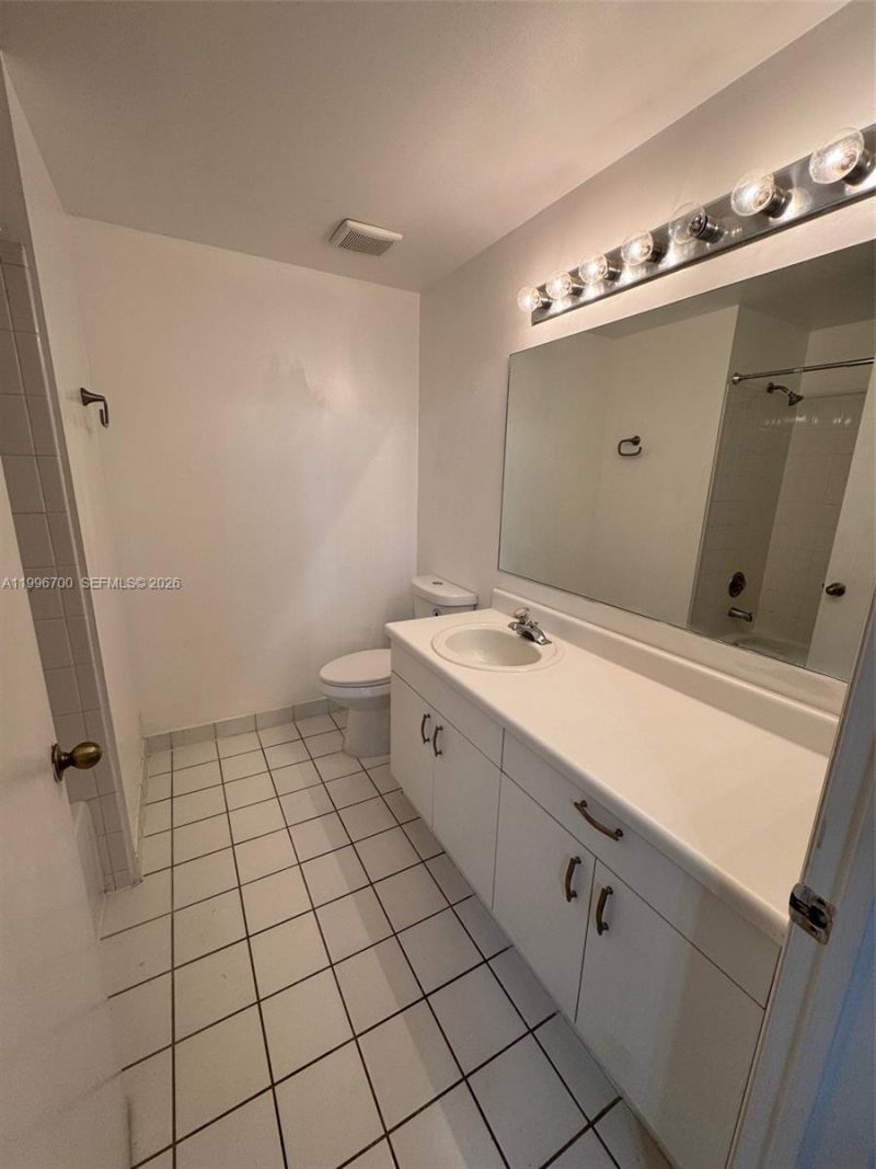 1503 Veracruz Ln, Unit 5-14, Weston, FL 33327 Photo