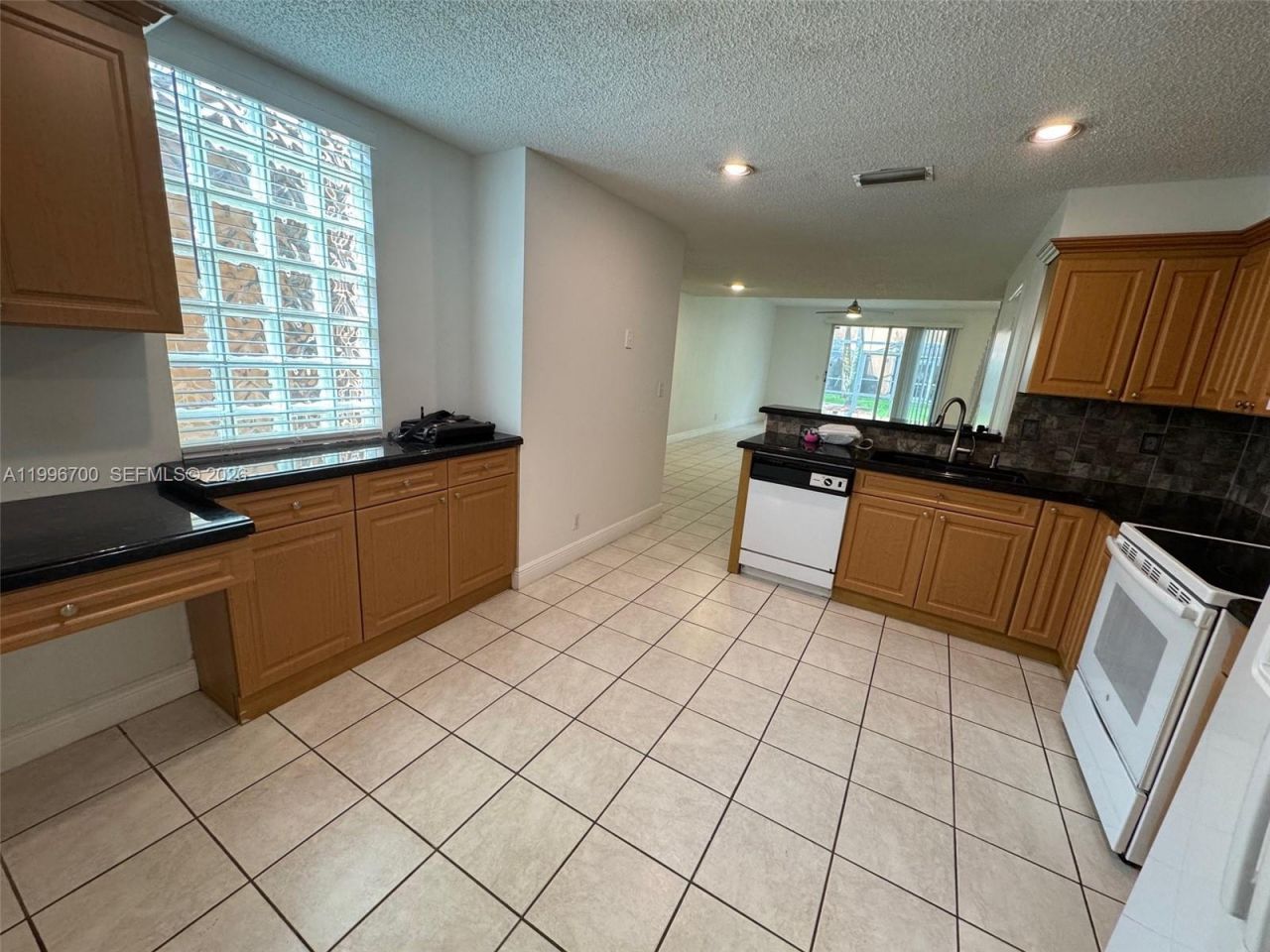 1503 Veracruz Ln, Unit 5-14, Weston, FL 33327 Photo