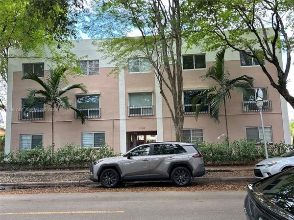 1110 Salzedo St , Unit 2C, Coral Gables, FL 33134