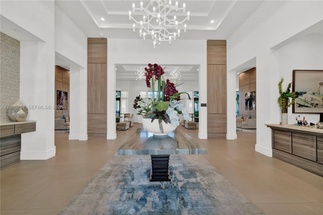 8319 NW 49th St , Doral, FL 33166 Photo