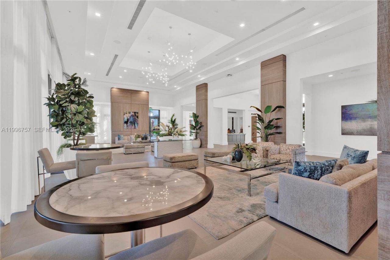 8319 NW 49th St , Doral, FL 33166 Photo