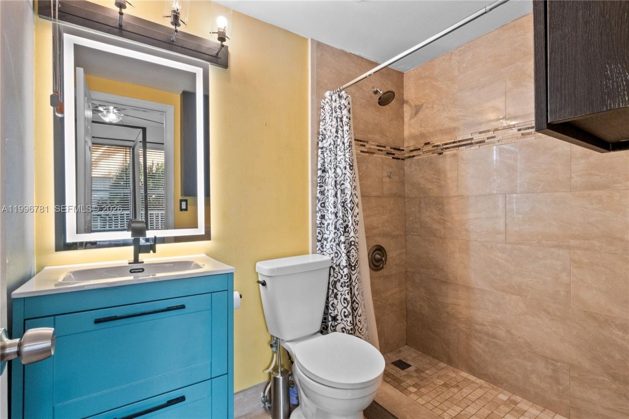 1027 Pennsylvania Ave, Unit 102, Miami Beach, FL 33139 Photo