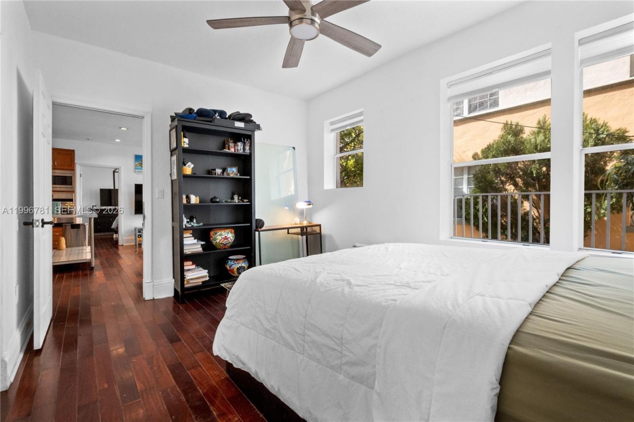 1027 Pennsylvania Ave, Unit 102, Miami Beach, FL 33139 Photo