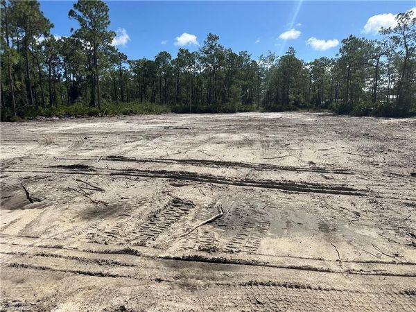 1504 Maple AVE N, LEHIGH ACRES, FL 33972